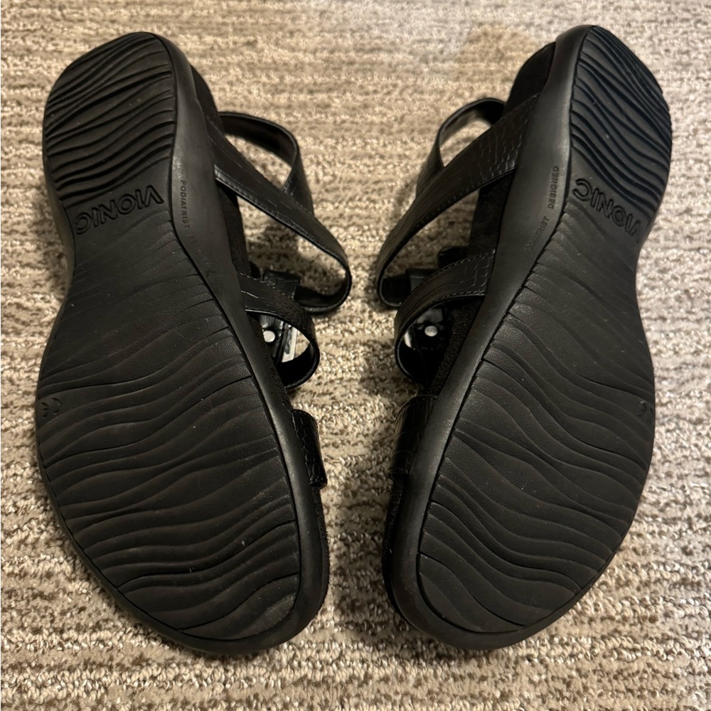 Vionic Black Adjustable Strap Sandals. Size 10 - image 2